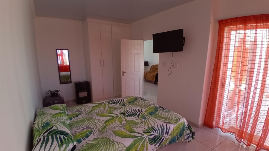 5 Bedroom Property for Sale in Bluewater Bay Western Cape